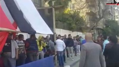 إقبال كثيف بلجان الاستفتاء على الدستور بالفسطاط 