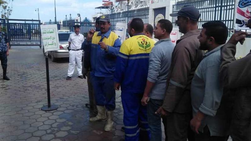 المغتربون يدلون بأصواتهم