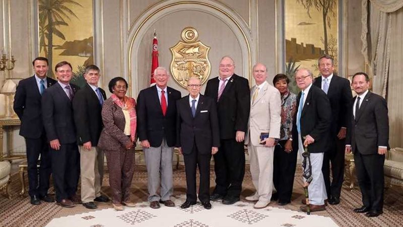 الرئيس التونسي يبحث