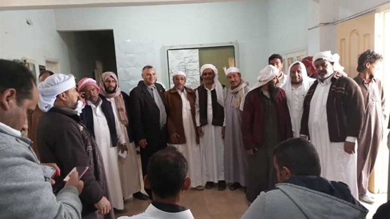 بالصور.. توافد المواطنين