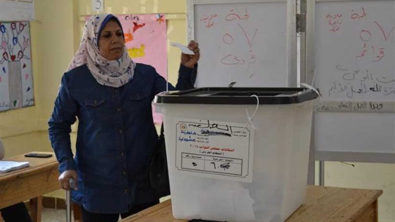 استمرار توافد المواطنين