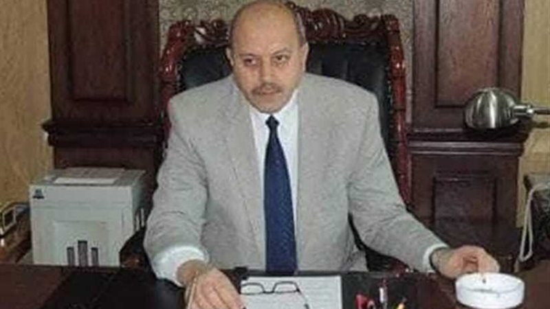 عامل يطعن فكهانيا