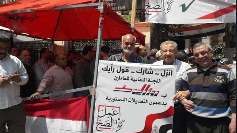 بالصور.. إقبال كثيف