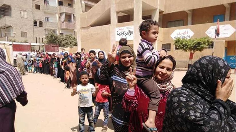 نساء بني سويف يحتشدن