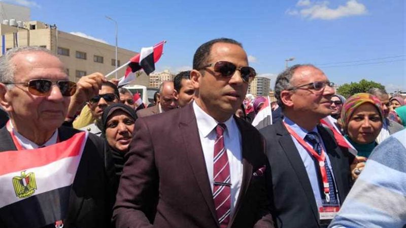 مسيرات لحث المواطنين