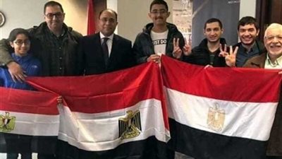 المصريون في كندا يواصلون مشاركتهم الإيجابية في الاستفتاء على تعديل الدستور