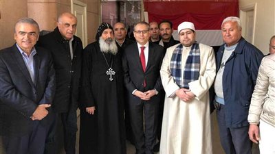 رئيس الطائفة القبطية بلبنان: نعتز بالمشاركة المصرية الكبيرة في استفتاء التعديلات الدستورية