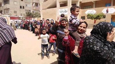 توافد الناخبين ببني سويف على المقار الانتخابية في اليوم الأخير للاستفتاء