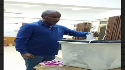 عبد الستار صبري يشارك في الاستفتاء على التعديلات الدستورية