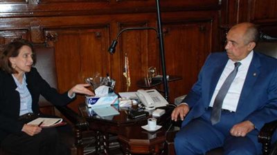 وزير الزراعة يبحث مع سفيرة كولومبيا بالقاهرة تكثيف التعاون الزراعي بين الجانبين