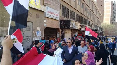 مسيرة بالأعلام لحث المواطنين على المشاركة في الاستفتاء على الدستور بالقليوبية