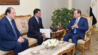 الرئيس السيسي يتسلم رسالة من رئيس المجلس العسكري الانتقالي في السودان