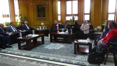 لجنة الجودة والاعتماد تزور كلية التمريض بجامعة المنيا