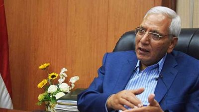 محافظ الدقهلية يوجه بإلزام قارئي عدادات المياه بالمرور على المنازل بانتظام