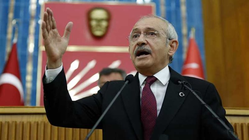 الاعتداء على زعيم