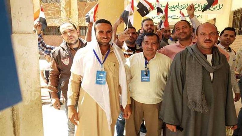 إقبال كبير على لجان