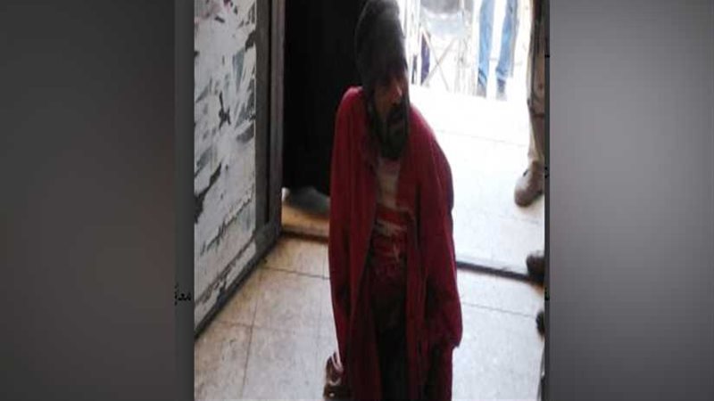 قعيد يذهب للاستفتاء