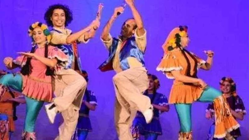 الفنون الشعبية تحتفل