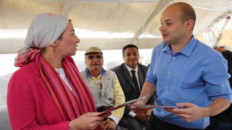 وزيرة البيئة تشهد