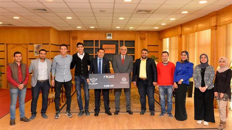 رئيس جامعة المنصورة