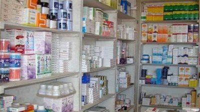 الحكومة تنفي خصخصة شركات الأدوية