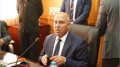 وزير النقل يبحث مع وفد 