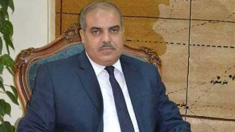 ٧٠٠ جنيه مكافأة للعاملين