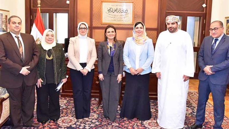 وزيرتا الصحة والاستثمار