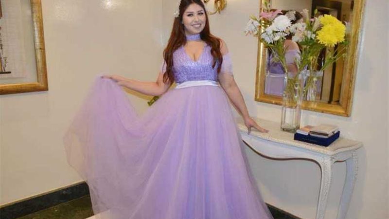 إيناس عز الدين تحيي