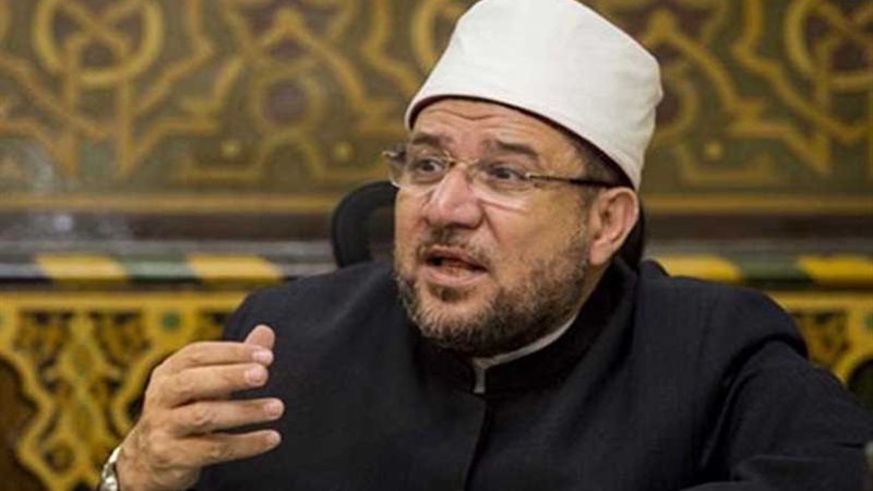 وزير الأوقاف يهنئ