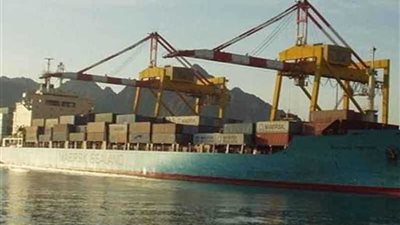 موانىء البحر الأحمر تنجح في قطر سفينة حاويات معطلة إلى ميناء السخنة