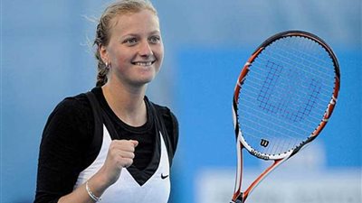 التشيكية كفيتوفا تواجه الأستونية كونتافيت في نهائي شتوتجارت للتنس