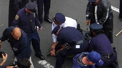 اعتقال شخص بعد حادث إطلاق نار قرب معبد يهودي في ولاية كاليفورنيا الأمريكية