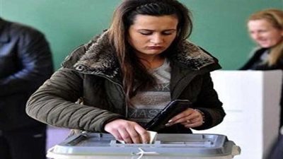 بدء التصويت في الانتخابات التشريعية المبكرة بإسبانيا