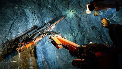 مصرع عاملين مناجم وفقدان 15 آخرين في جمهورية لوهانسك الشعبية