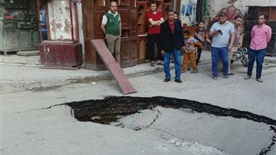 هبوط أرضي مفاجئ بجوار المسجد الكبير بأسيوط