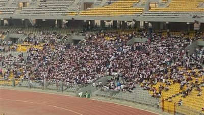 أول صور لجماهير الزمالك في برج العرب