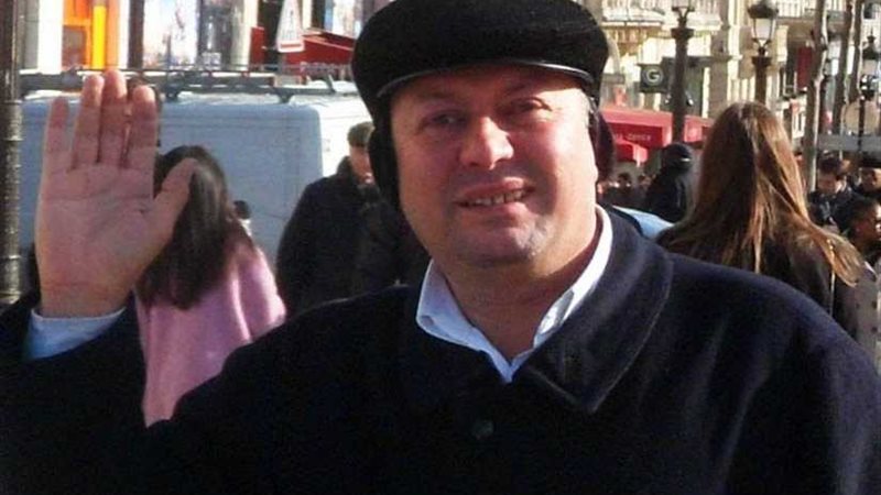 مجلة عالمية تشيد