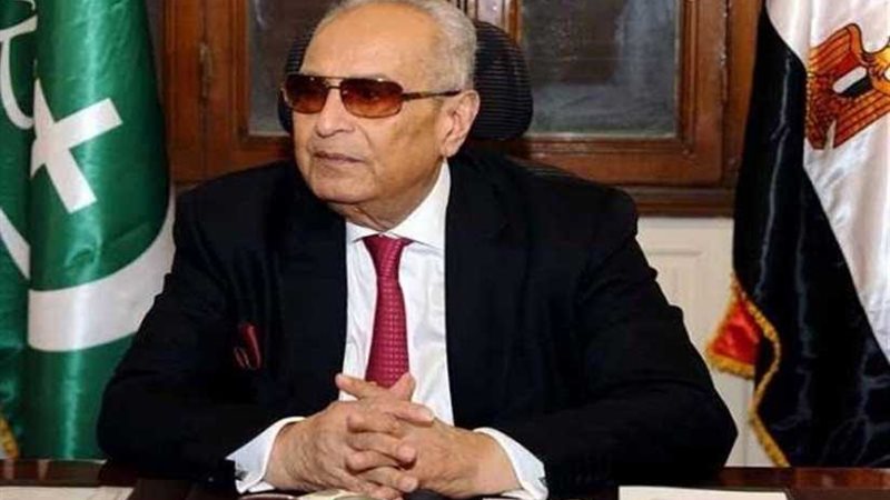 أبو شقة يهنئ البابا