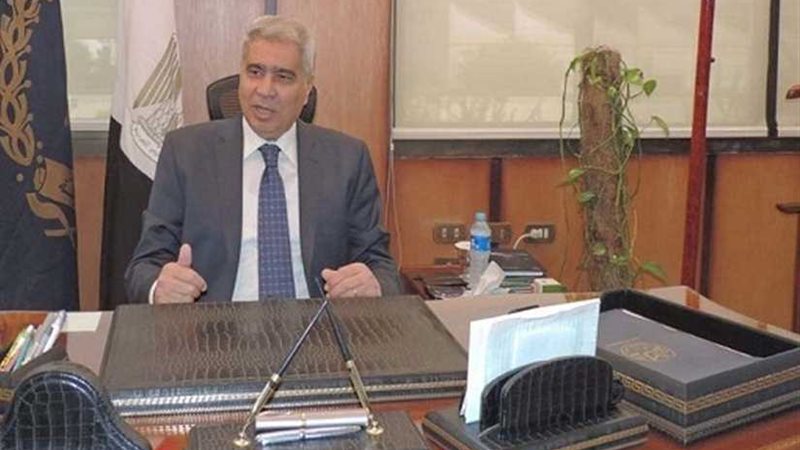 محافظ المنيا يهنئ