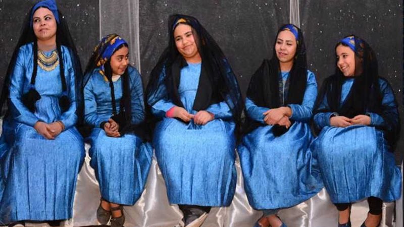 آت من الجنوب على