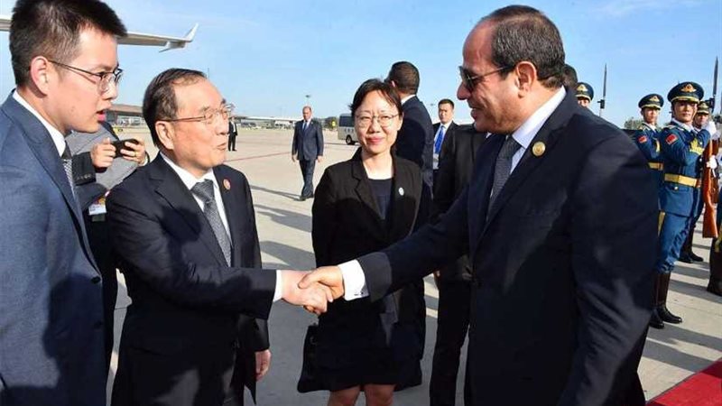 الرئيس السيسي يغادر