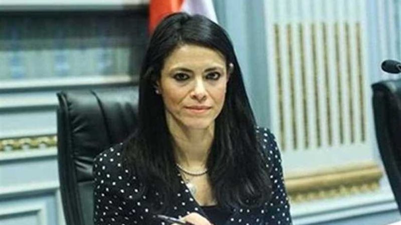 وزيرة السياحة تفتتح