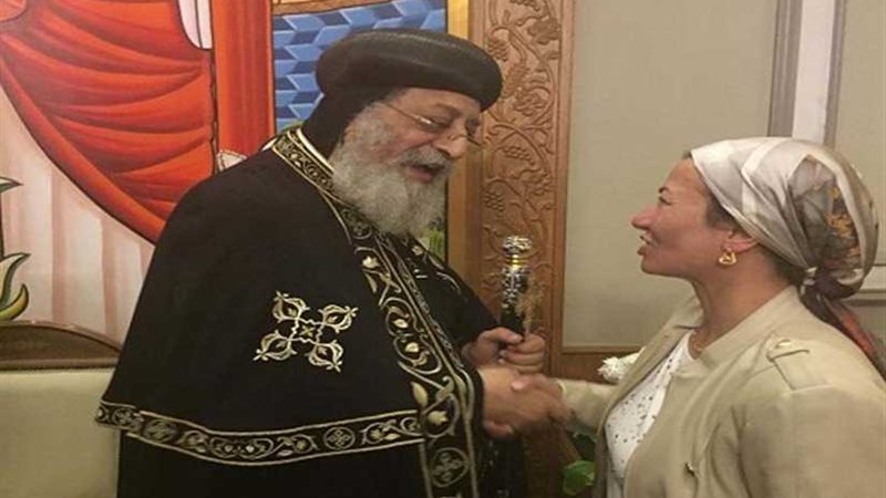 وزيرة البيئة تزور