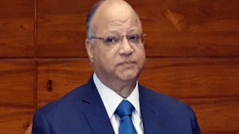 عبد العال يطمئن على