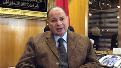 محافظ الفيوم يفتتح معرض 