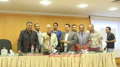 تكريم الفائزين بدورة كرة القدم فى روزاليوسف 