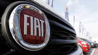 تحدد أماكن الوقود وعروض المطاعم.. إنتاج السيارات الذكية عام 2022