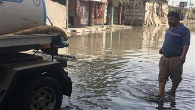 انفجار ماسورة مياه بحي ثان المحلة