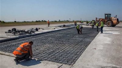 روسيا تطلق حملة لترميم شبكة المطارات العسكرية